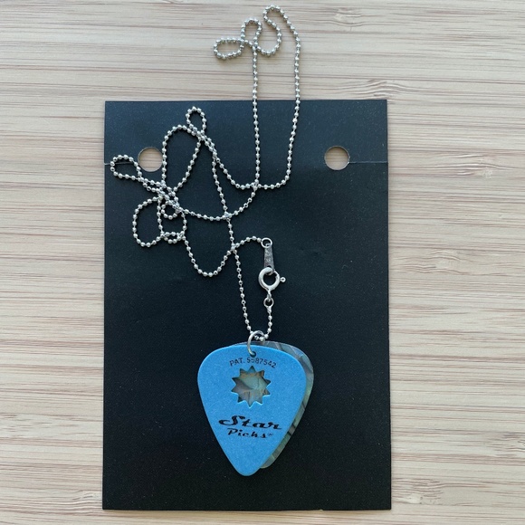Guitar Picks Necklace - Picture 1 of 5